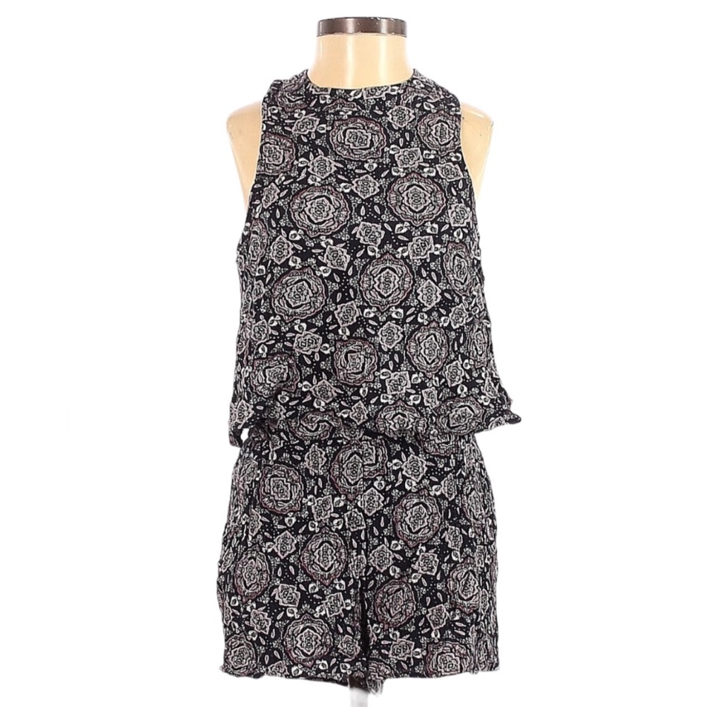 NWT SUN + SHADOW Black + White Split Back Sleeveless Romper Size XS
